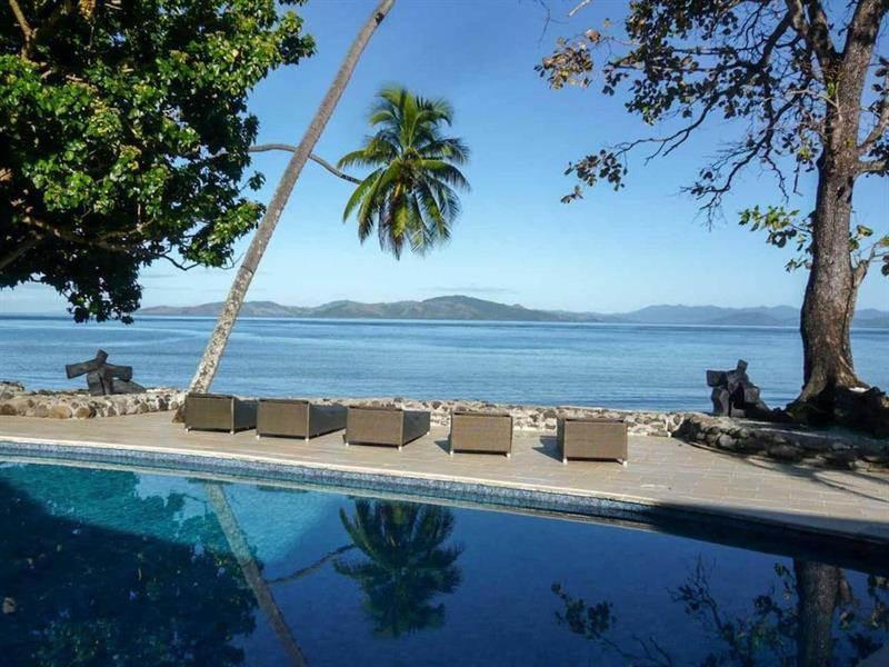 Garden Island Resort Waiyevo Екстер'єр фото